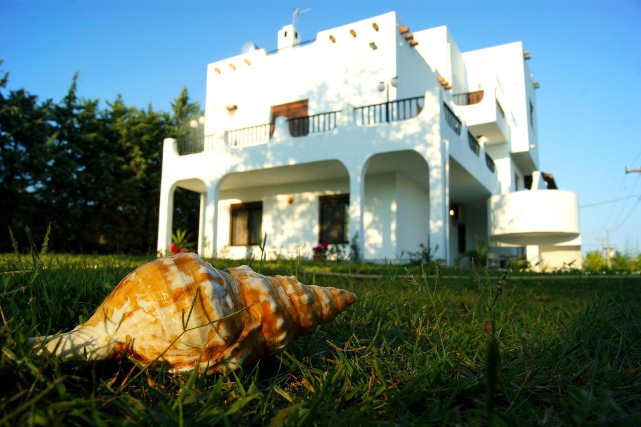 Simplicity At Iris Accommodation Psakoudia Buitenkant foto
